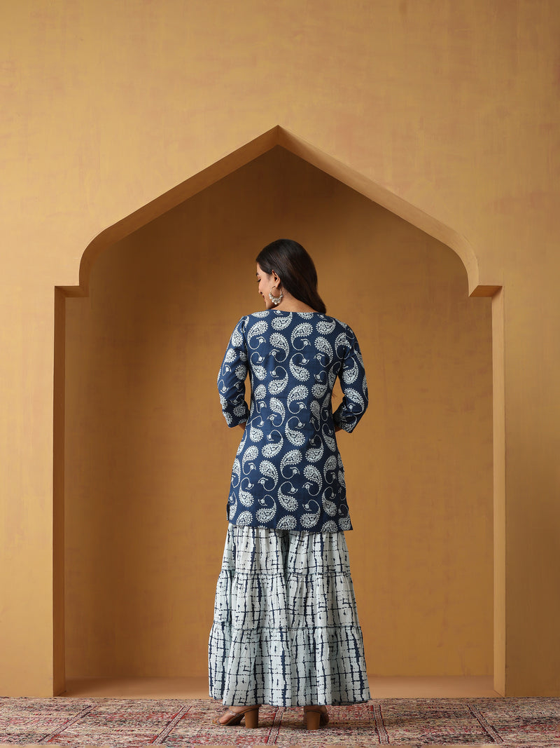 Khushal K Women Paisley Printed Cotton Kurta set