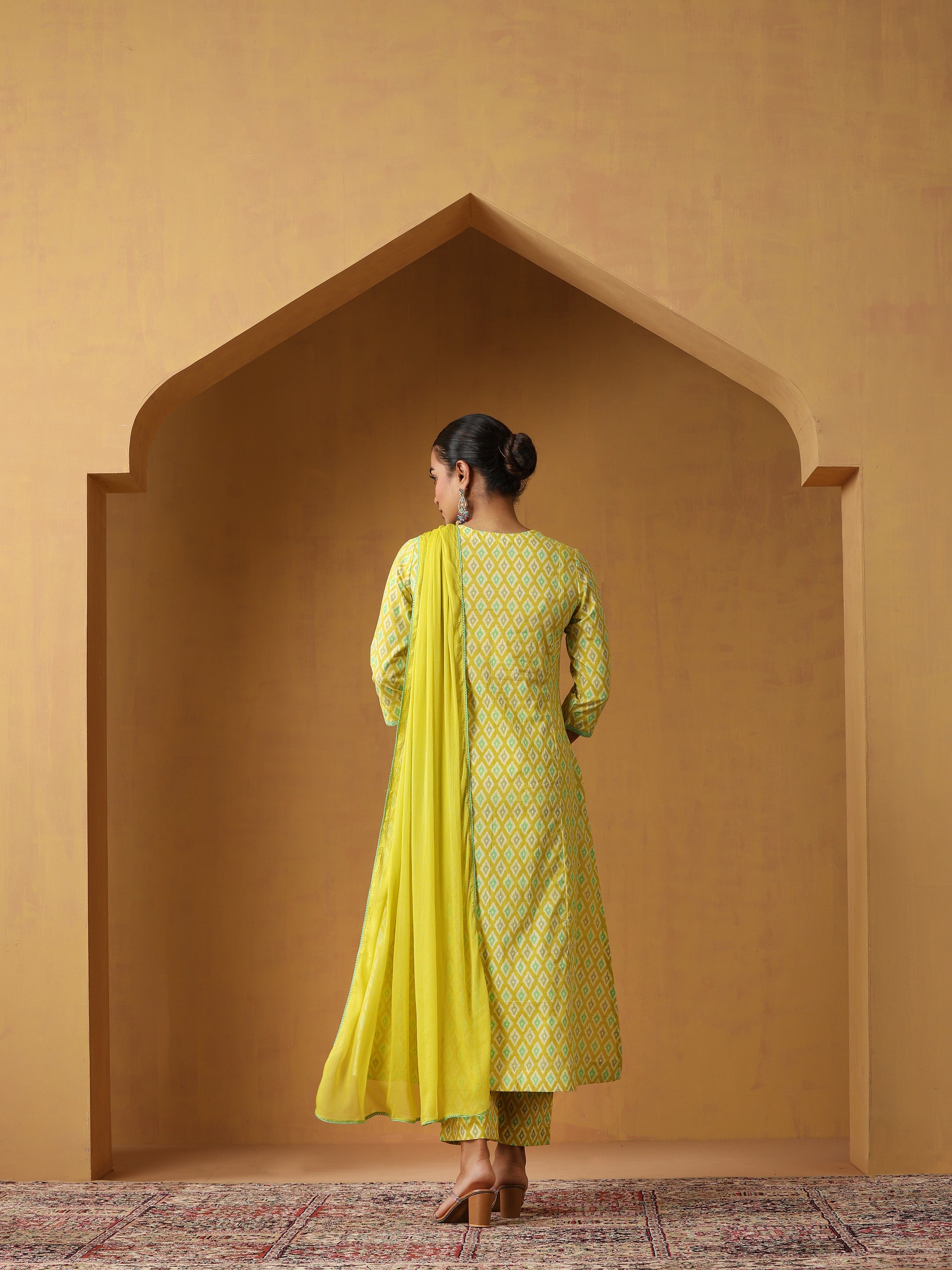 Geometric Printed Pure Cotton Straight Kurta With Palazzo And Dupatta