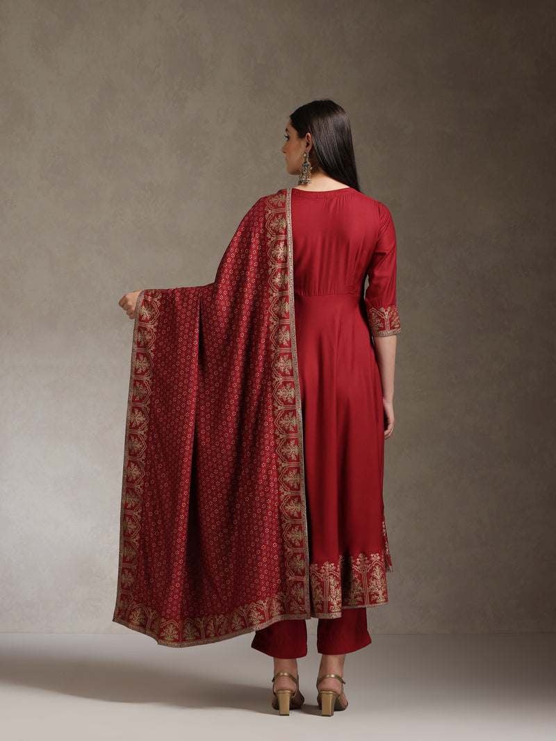 Khushal K Women Solid Anarkali Kurta set