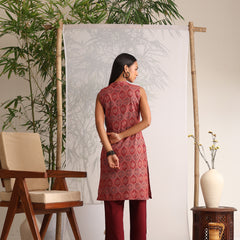 Khushal K Women Cotton kurta With Pant set - Maroon