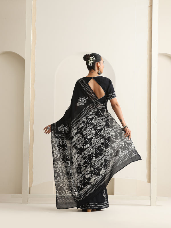 Women Hand Block Black Pure Cotton Printed Saree