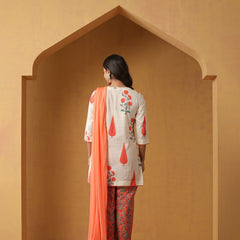 Khushal K Women Floral Printed Regular Pure Cotton Kurta set