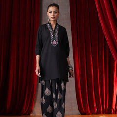 Khushal K Women Cotton kurta and Farsi salwar set - Black