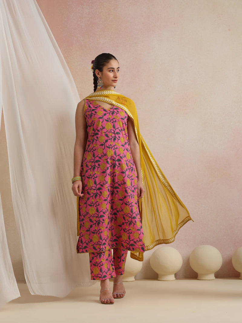 Khushal K Women Cotton Kurta Palazzo Dupatta Set - Pink