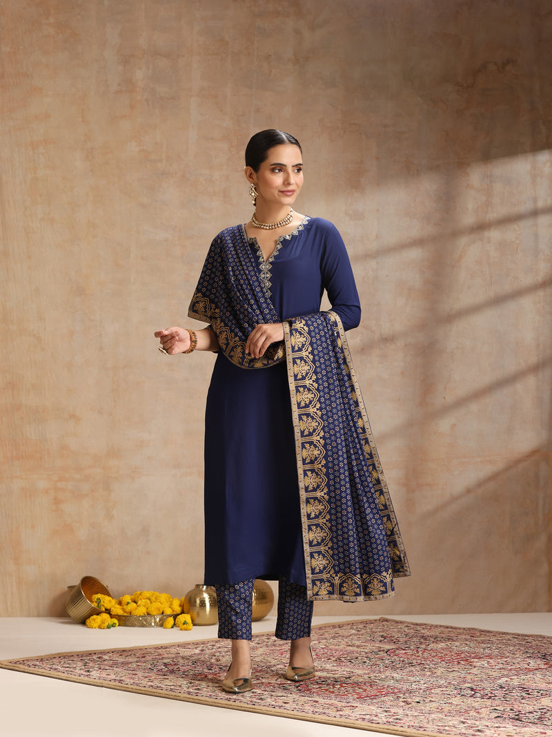 Ethnic Motifs Embroidered V-Neck Thread Work Kurta With Trousers & Dupatta