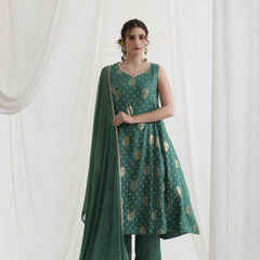 Foil Printed Sweetheart Neck Kurta With Trousers & Dupatta