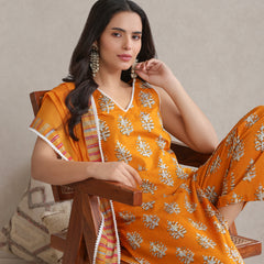 Khushal K Floral Printed V-Neck Pure Cotton Straight Kurta set