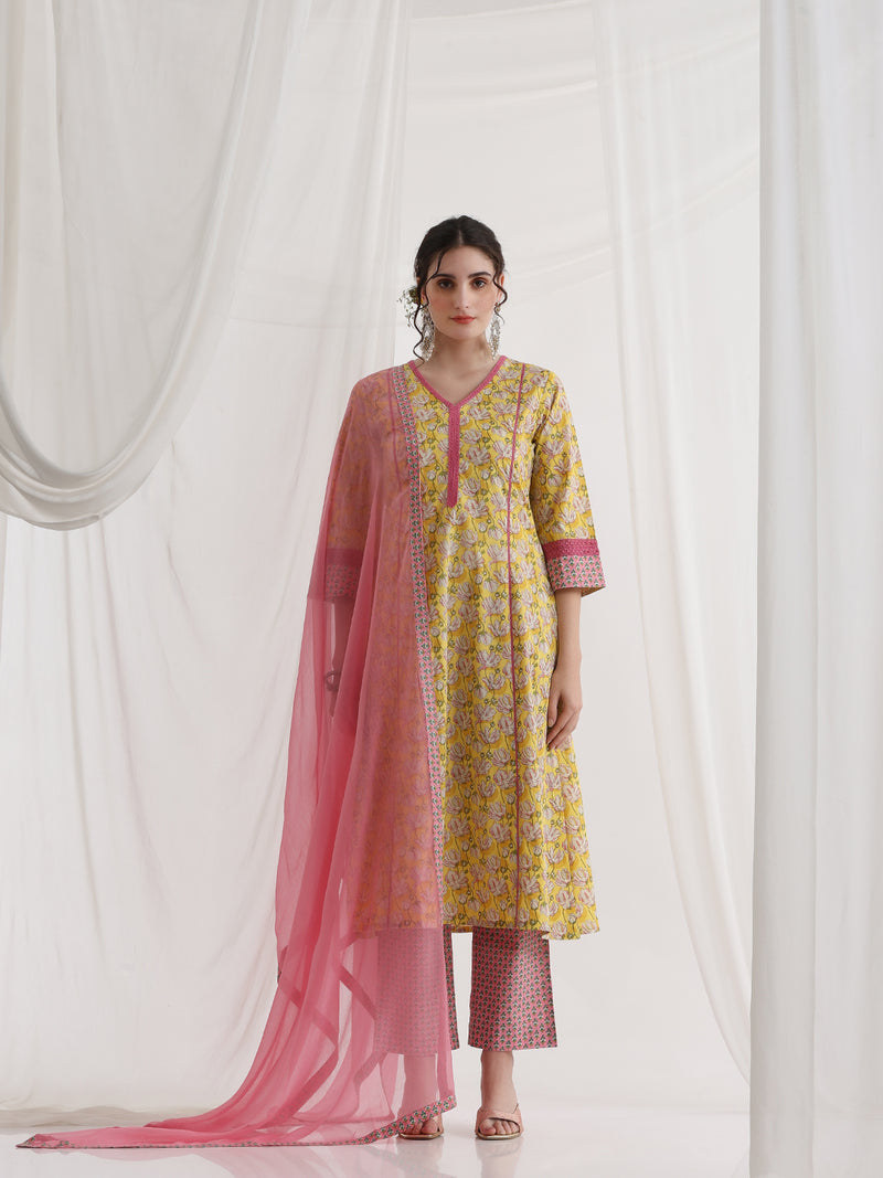 Women Floral Printed Regular Pure Cotton Kurta with Palazzos & With Dupatta
