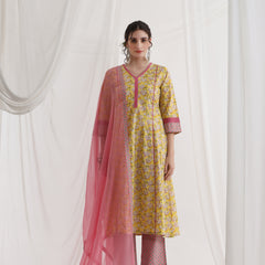 Women Floral Printed Regular Pure Cotton Kurta with Palazzos & With Dupatta