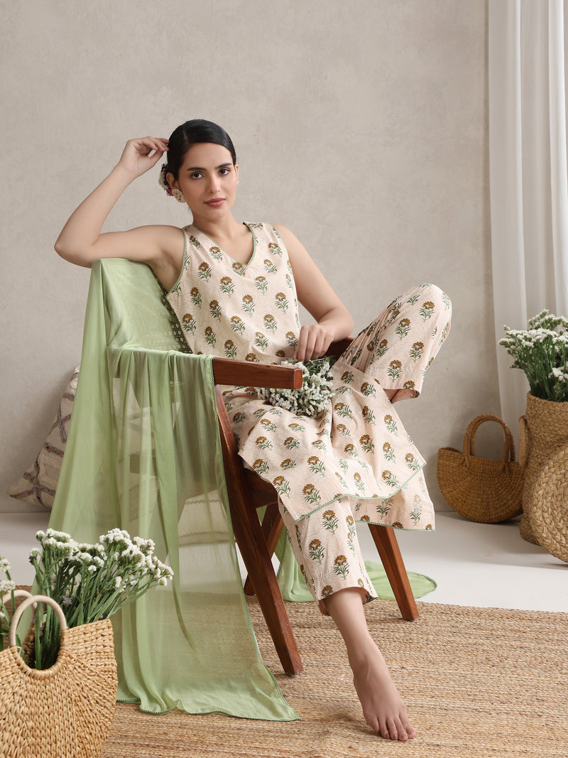 Khushal K Floral Printed V-Neck Pure Cotton Kurta set