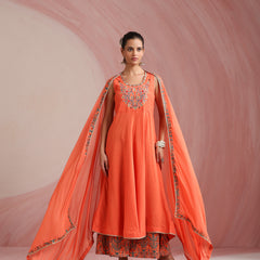 Ethnic Motifs Embroidered Round Neck Thread Work Kurta With Palazzos & Dupatta