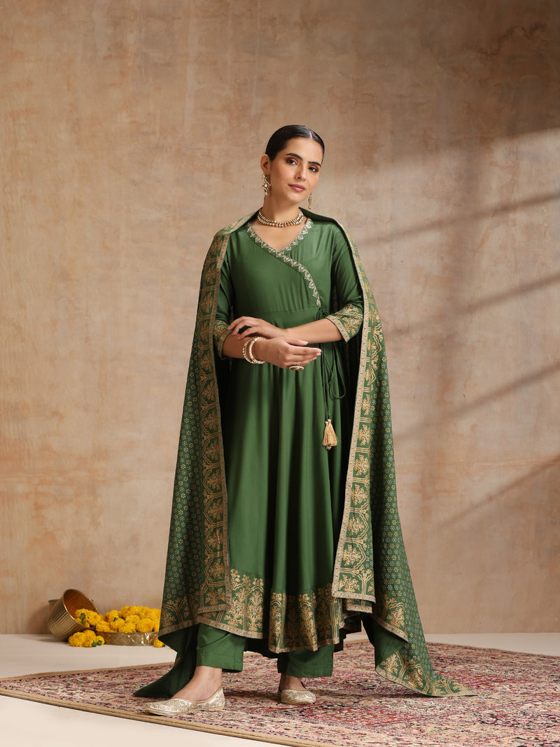 Women Solid Anarkali Kurta with Trousers & Dupatta