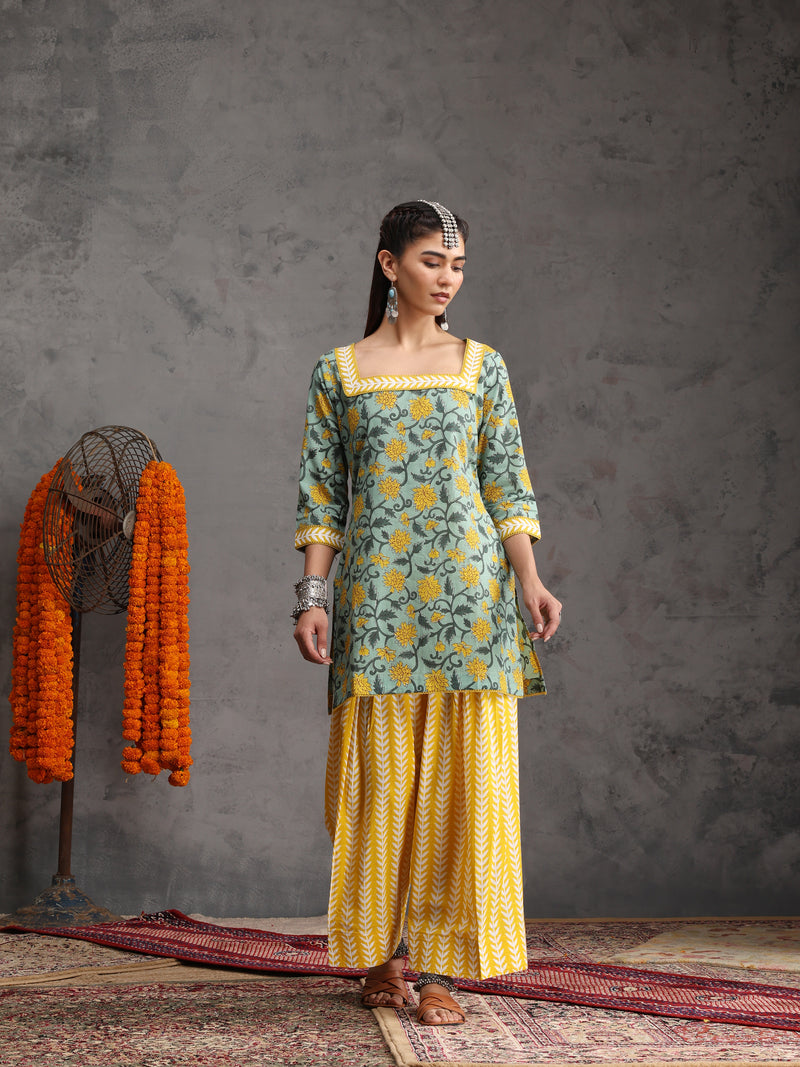 Khushal K Women Cotton Kurta Farsi Salwar Set - Green