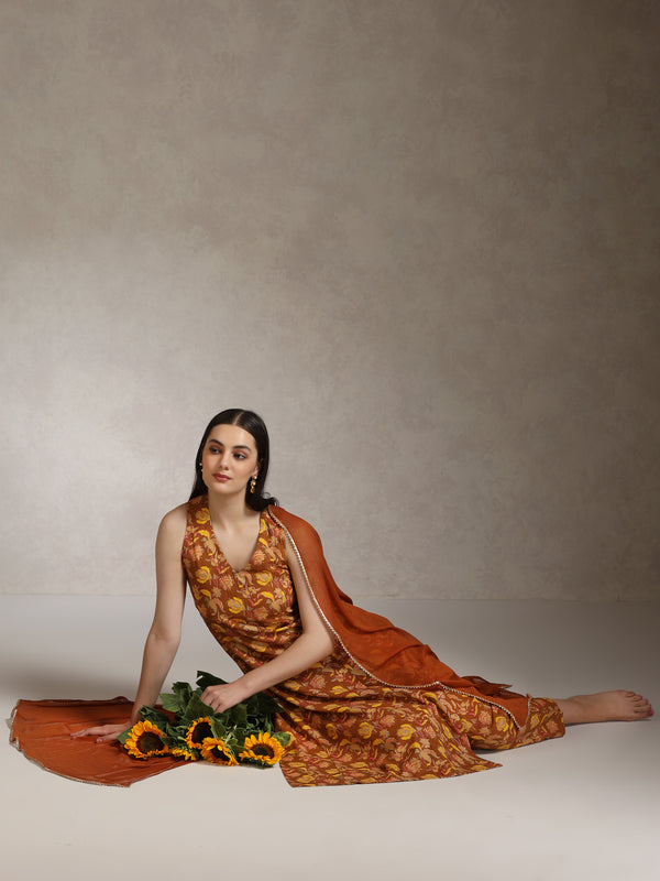 Khushal K Women Floral Printed Sleeveless Pure Cotton Kurta Set
