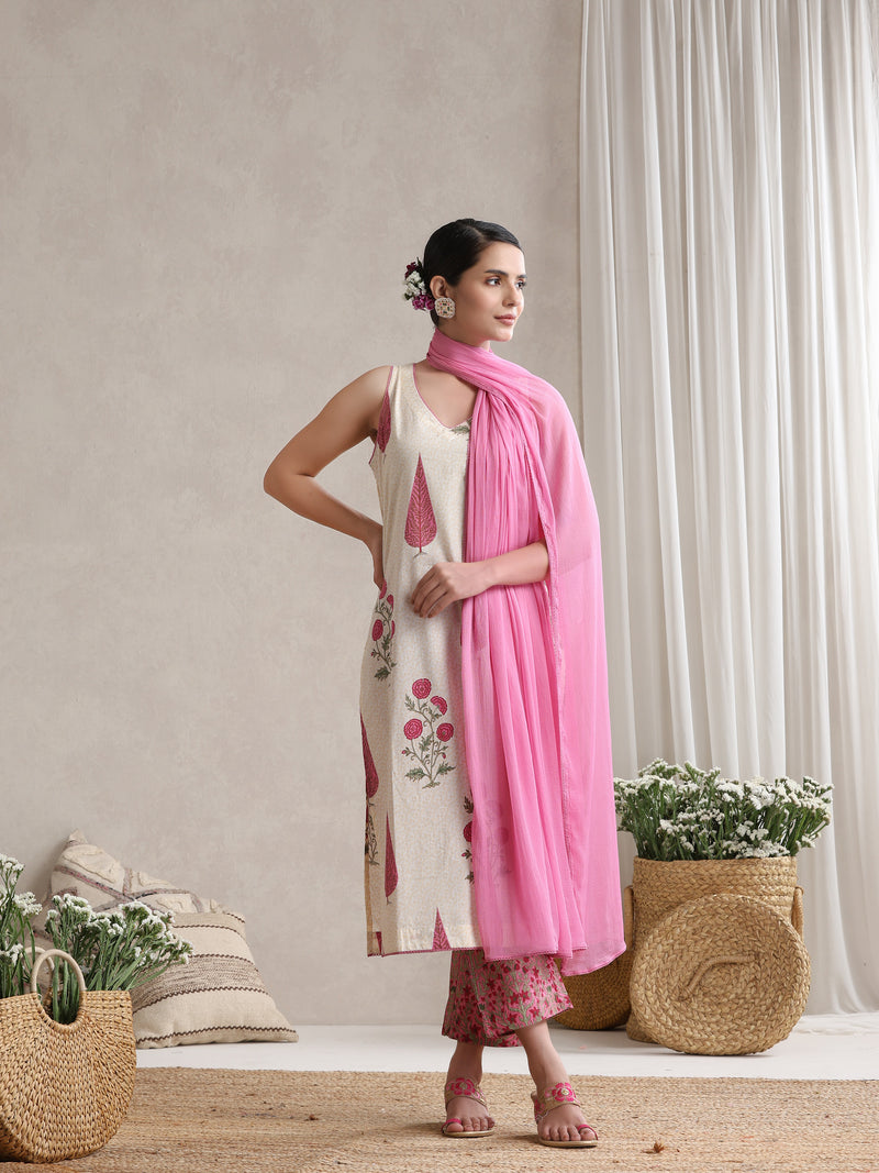Khushal K Women Floral Printed Regular Pure Cotton Kurta set