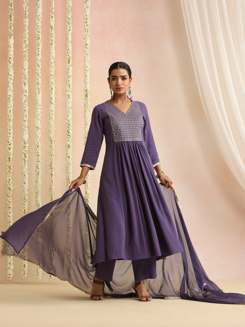 Ethnic Motifs Embroidered Empire Thread Work Kurta With Trousers & Dupatta