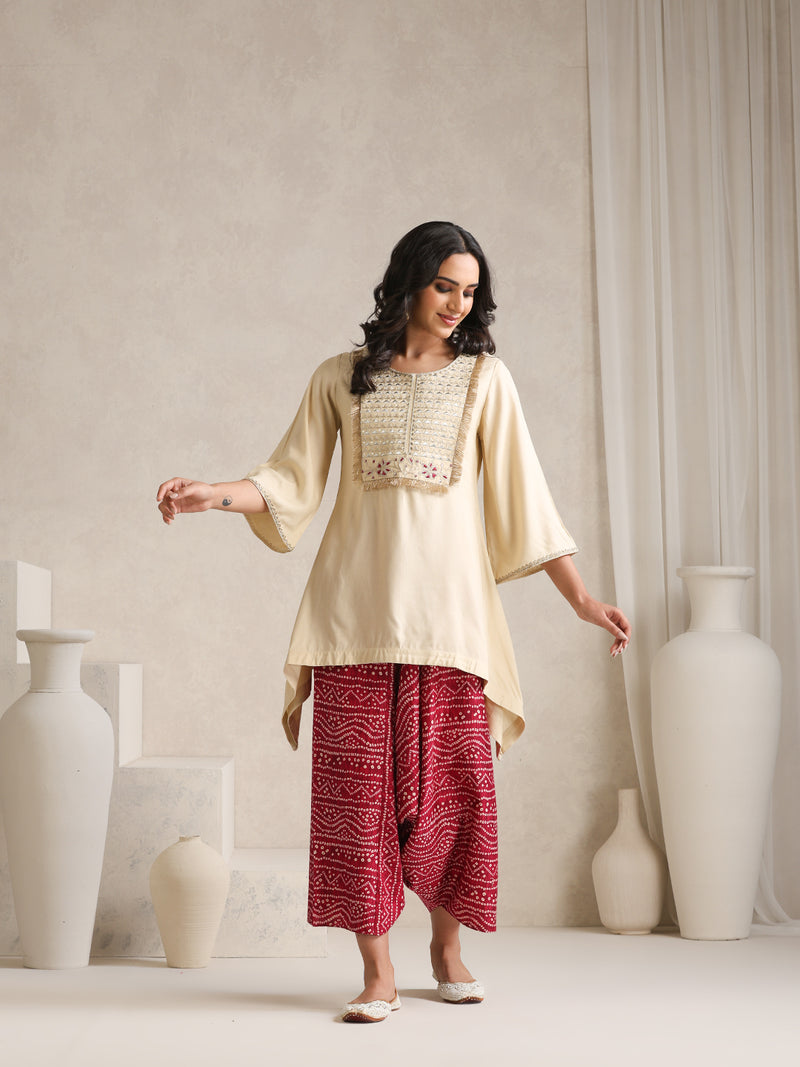 Cream Embroidered Cord Set with Bandhani Patiala