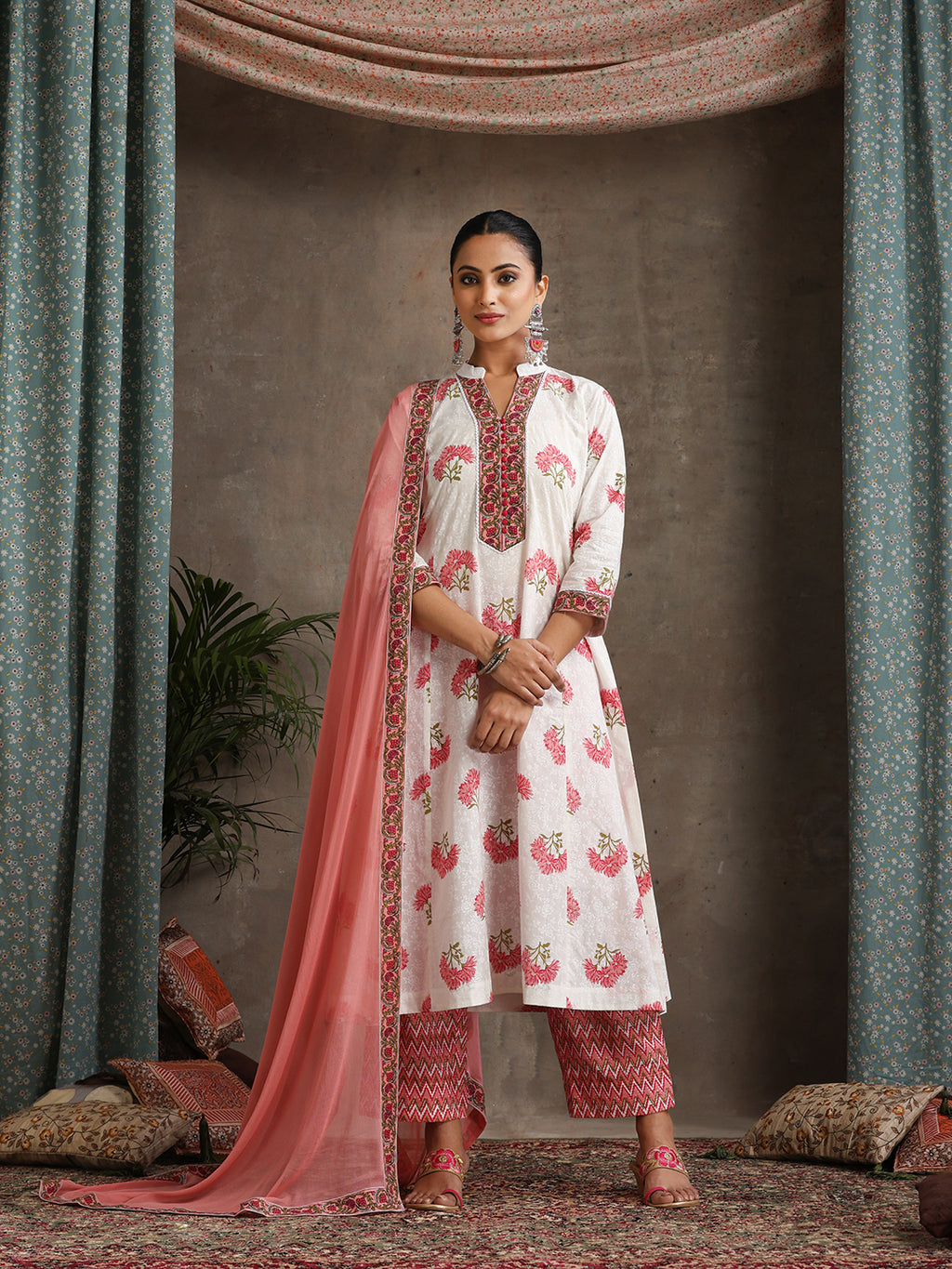 Floral Printed Mandarin Collar Pure Cotton A-Line Kurta With Palazzos & Dupatta