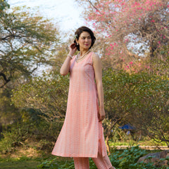 Khushal K Women Printed Regular Pure Cotton peach Kurta & Palazzo With Dupatta