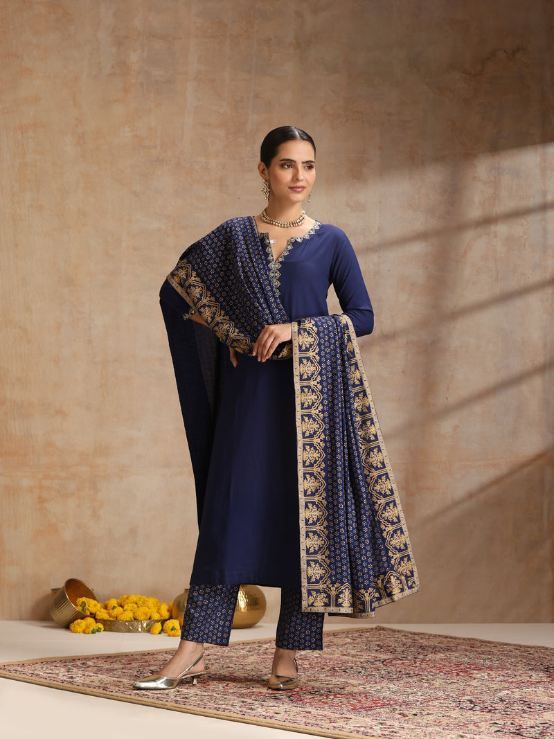 Ethnic Motifs Embroidered V-Neck Thread Work Kurta With Trousers & Dupatta