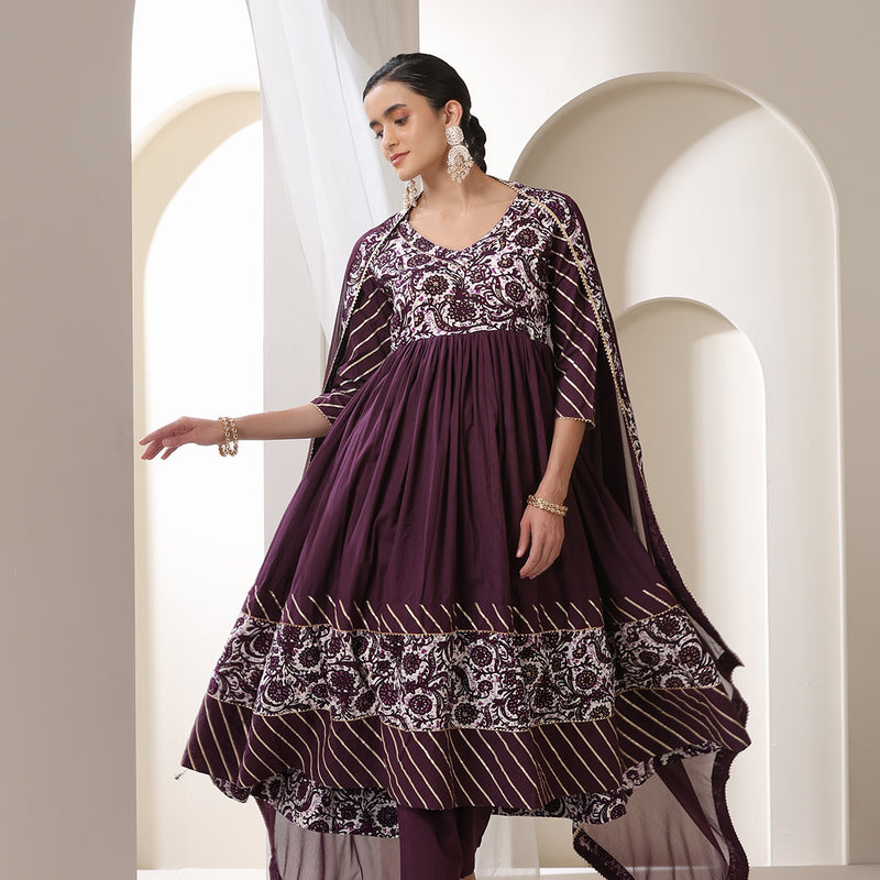 Floral Printed Empire V Neck Gotta Patti Anarkali Kurta Set - Purple - Khushal K - Image 8