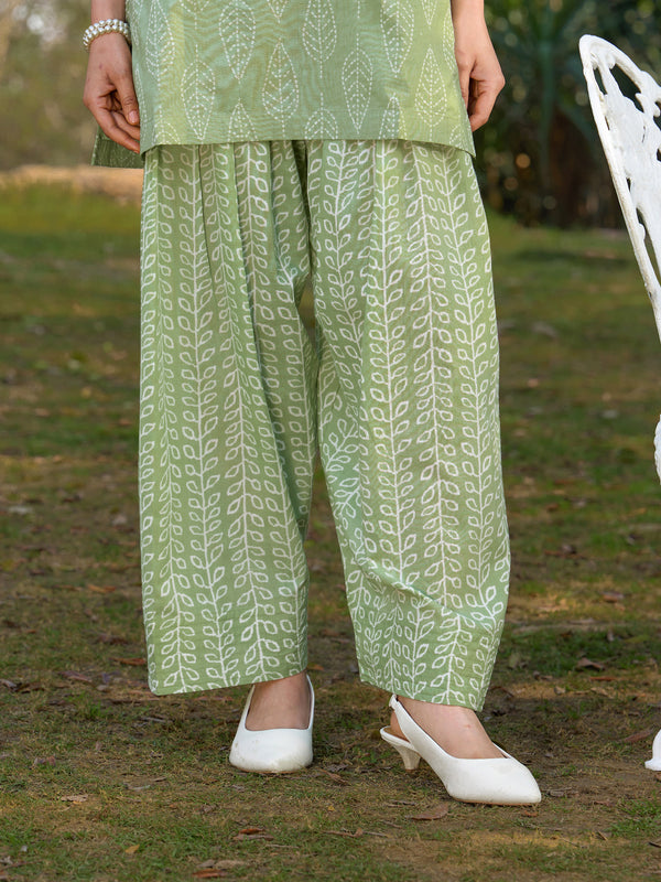 Khushal K Women Printed Regular Pure Cotton green Kurta & Farsi Salwar With Dupatta
