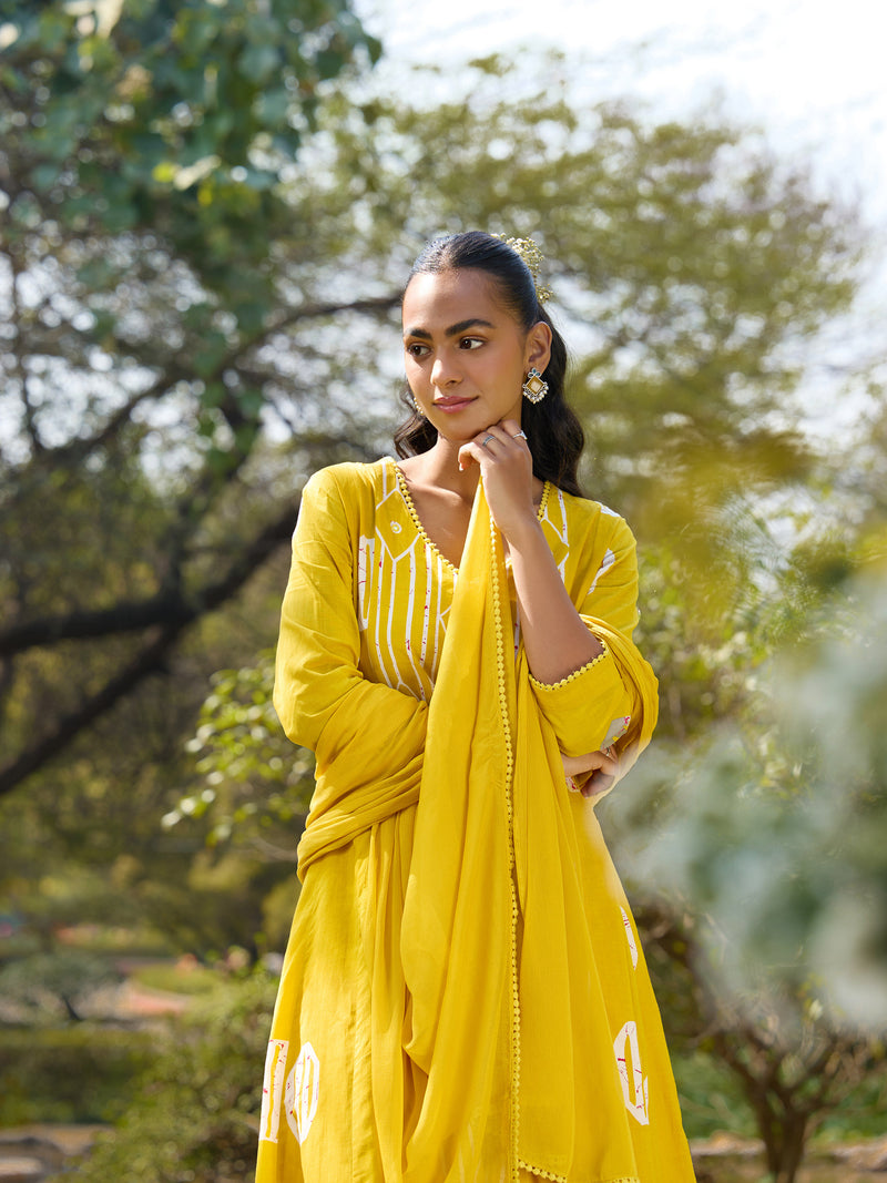 Khushal K Women Printed Regular Pure Cotton yellow Kurta & Palazzo With Dupatta