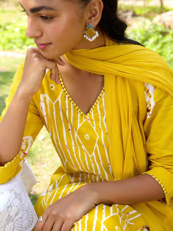 Khushal K Women Printed Regular Pure Cotton yellow Kurta & Palazzo With Dupatta