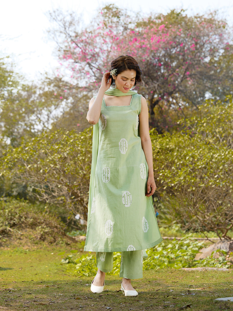 Khushal K Women Printed Regular Pure Cotton green Kurta & Palazzo With Dupatta