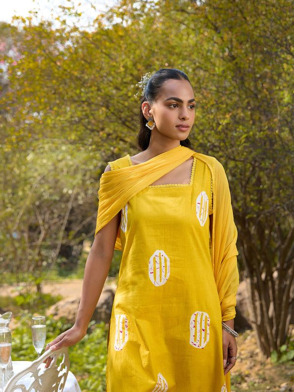 Khushal K Women Printed Regular Pure Cotton yellow Kurta & Palazzo With Dupatta