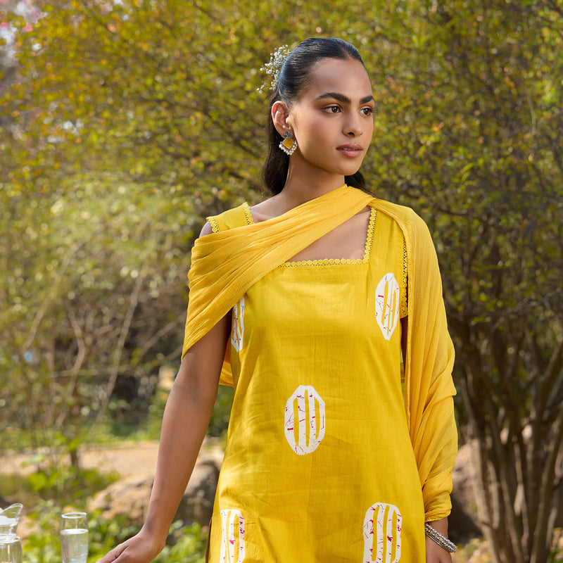 Women Printed Regular Pure Cotton Yellow Kurta & Palazzo with Dupatta - Khushal K - Image 3