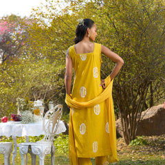 Khushal K Women Printed Regular Pure Cotton yellow Kurta & Palazzo With Dupatta