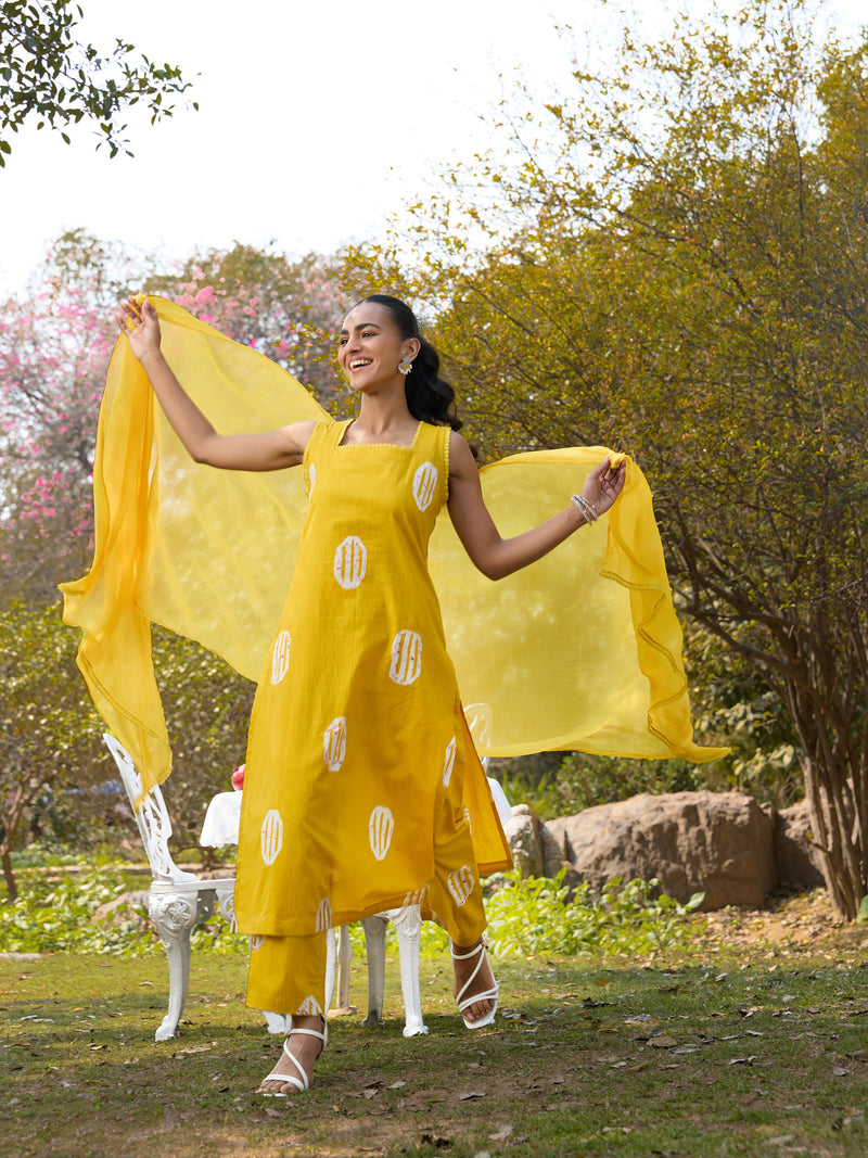 Khushal K Women Printed Regular Pure Cotton yellow Kurta & Palazzo With Dupatta
