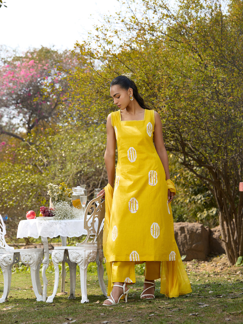Khushal K Women Printed Regular Pure Cotton yellow Kurta & Palazzo With Dupatta