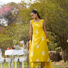 Khushal K Women Printed Regular Pure Cotton yellow Kurta & Palazzo With Dupatta