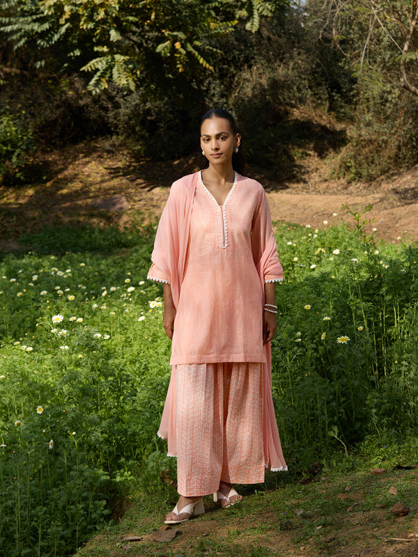 Khushal K Women Printed Regular Pure Cotton peach Kurta & Farsi Salwar With Dupatta