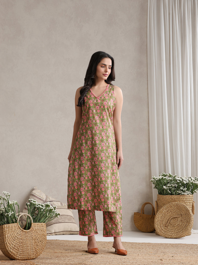 Women Floral Printed Regular Pure Cotton Kurta with Palazzos