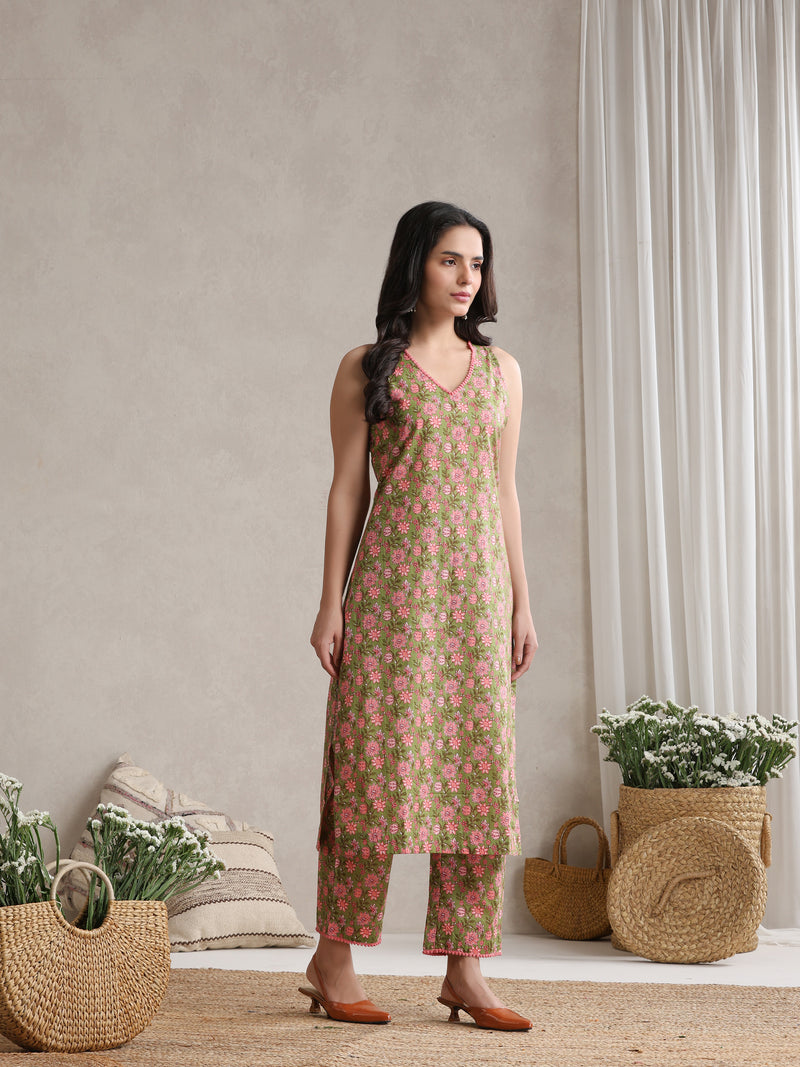 Women Floral Printed Regular Pure Cotton Kurta with Palazzos