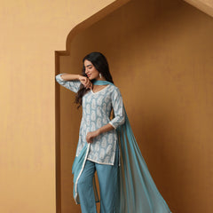 Khushal K Women Paisley Printed Regular Kurta set