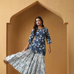 Khushal K Women Paisley Printed Cotton Kurta set