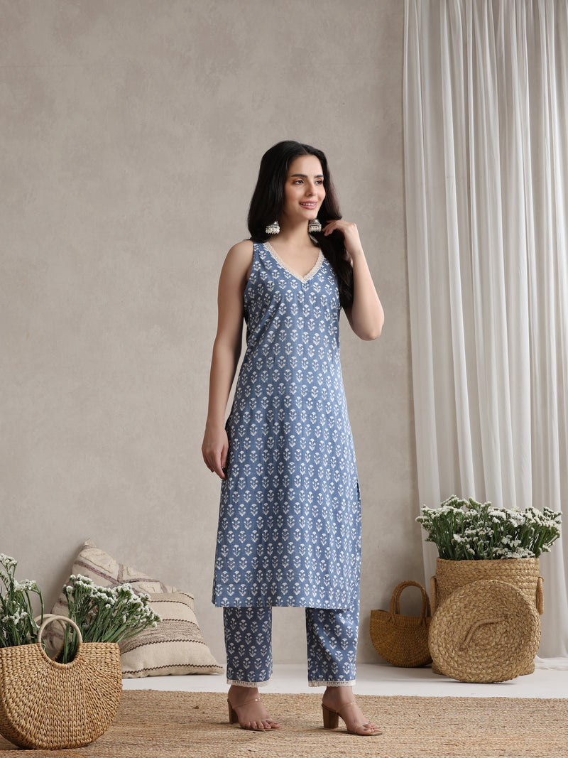 Khushal K Women Floral Printed Regular Pure Cotton Kurta set