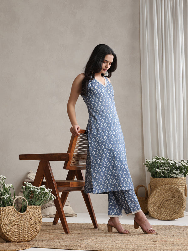 Khushal K Women Floral Printed Regular Pure Cotton Kurta set