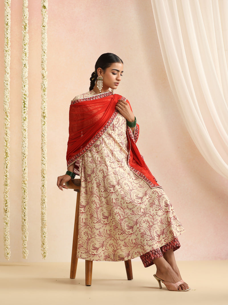 Women Floral Printed Regular Kurta With Trousers & Dupatta