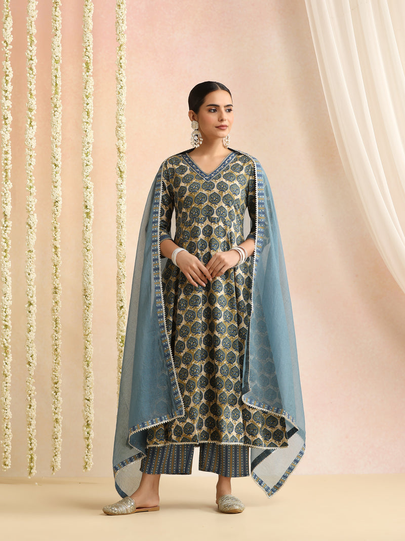 Women Ethnic Motifs Thread Work Pure Cotton Kurta with Trousers & Dupatta