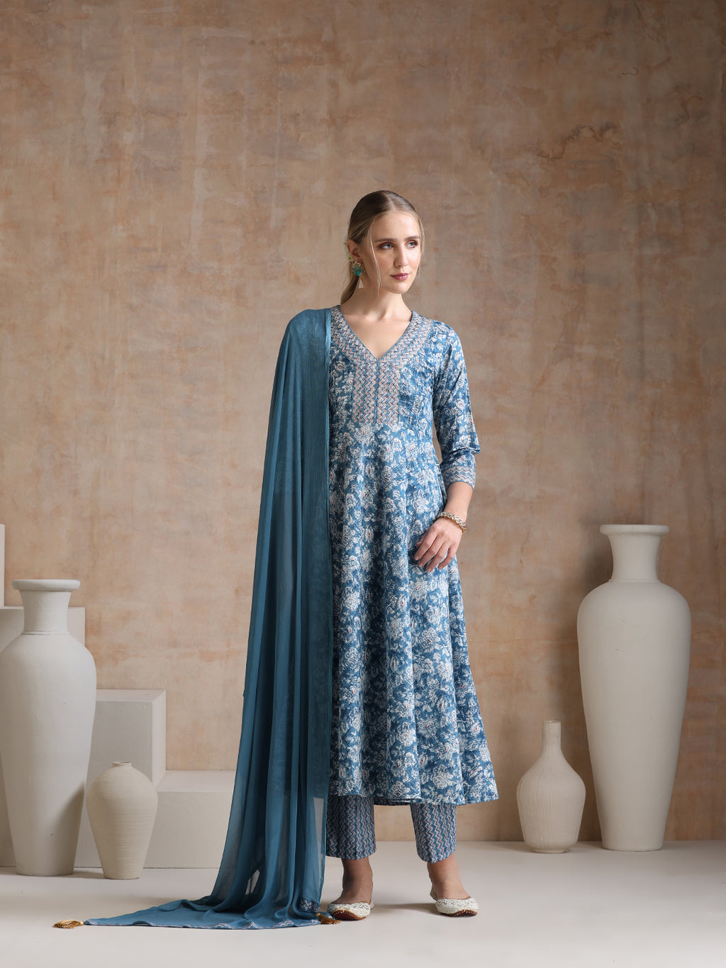 Ethnic Motifs Printed V-Neck Anarkali Pure Cotton Kurta With Trousers & Dupatta