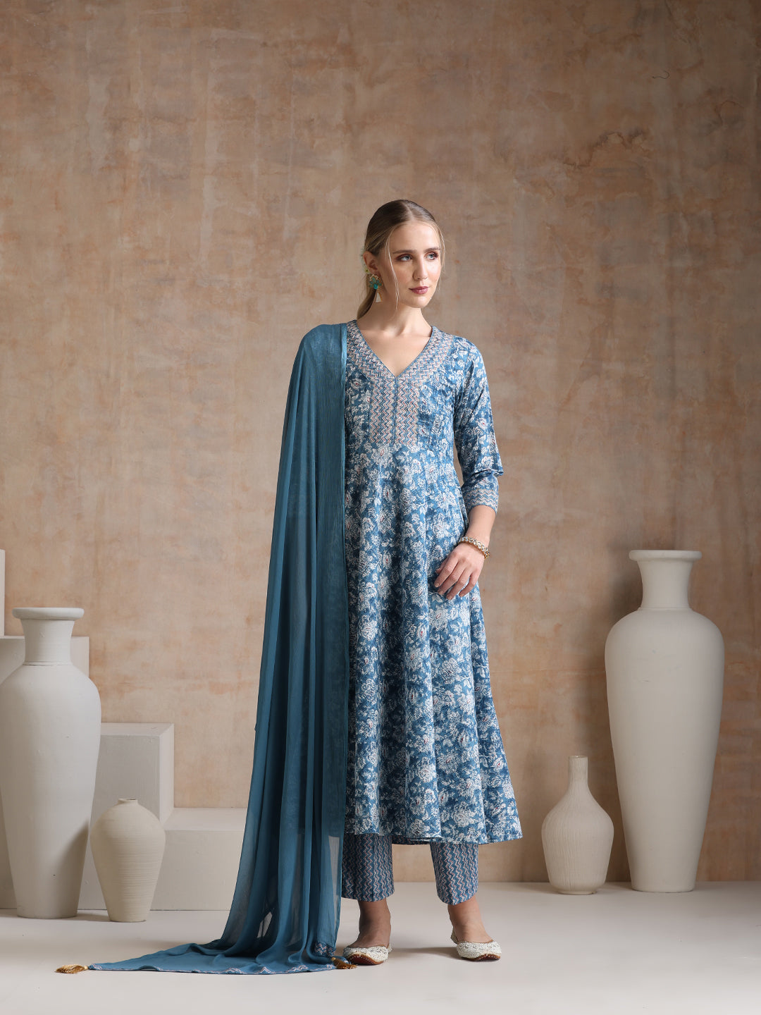 Ethnic Motifs Printed V-Neck Anarkali Pure Cotton Kurta With Trousers & Dupatta