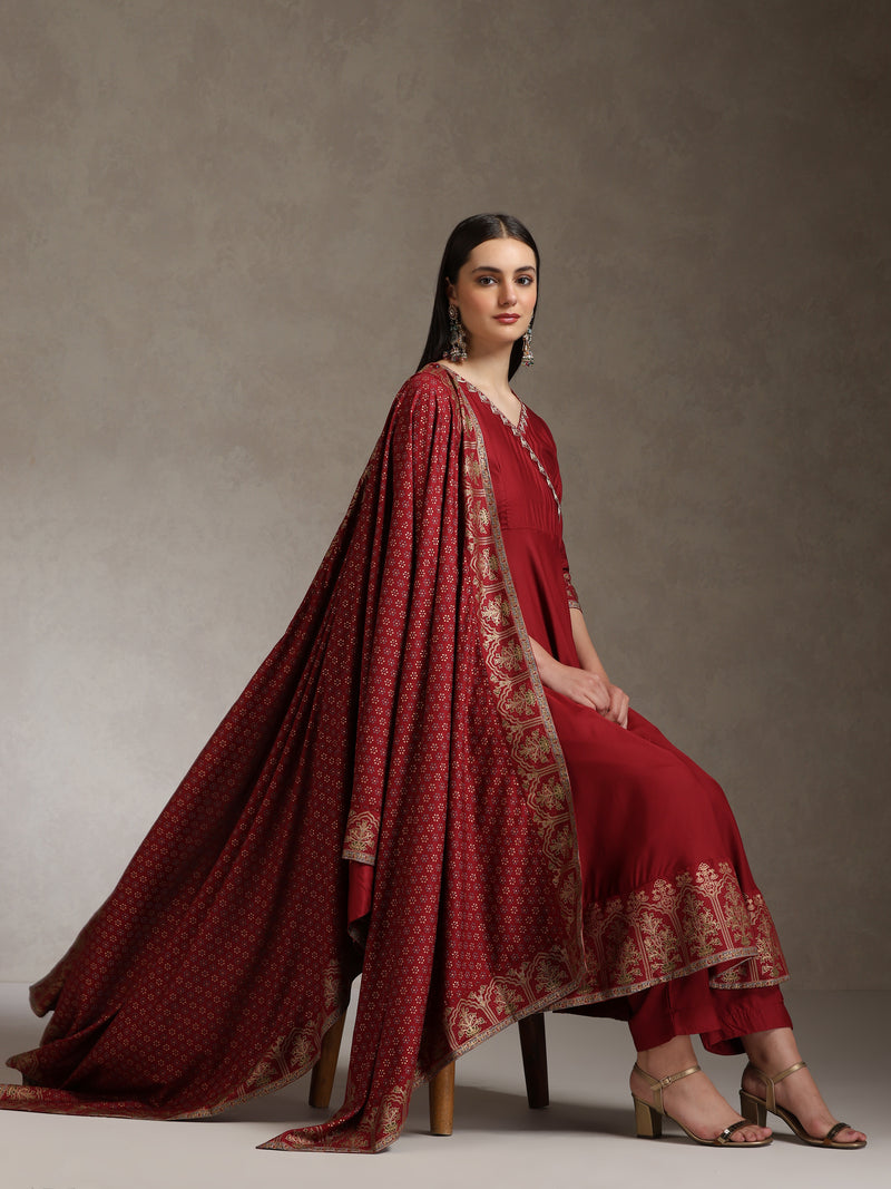 Khushal K Women Solid Anarkali Kurta set