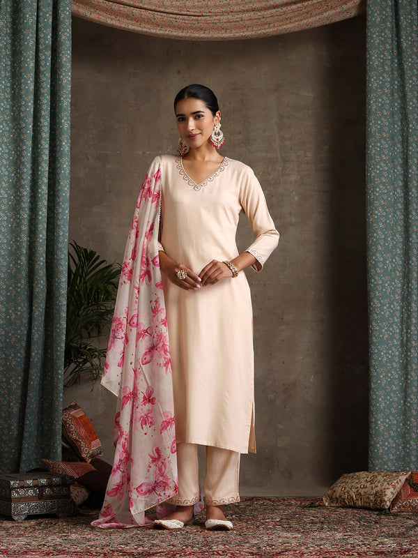 Khushal K Women Embroidered Regular Thread Work Kurta set