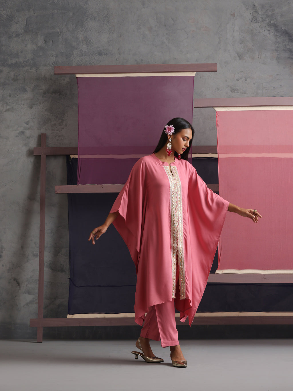 Khushal K Women Mandarin collar Pink Kaftan set