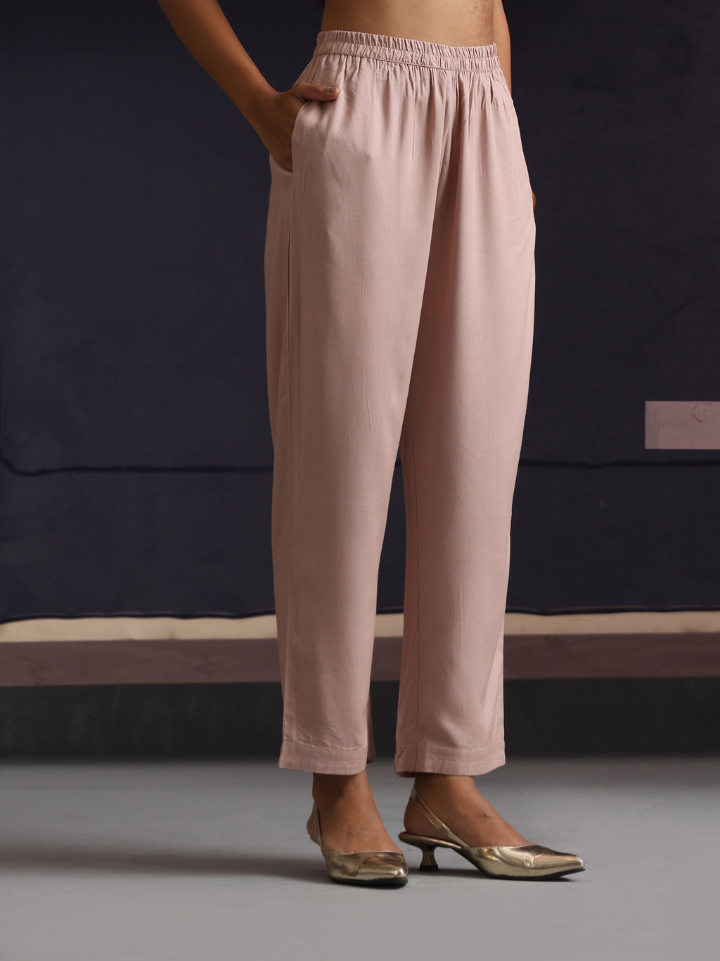 Khushal K Women Motifs Embroidered Kaftan set